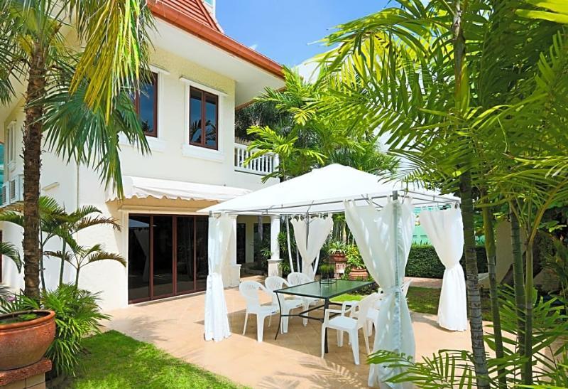 Sweet Villas Патая Екстериор снимка